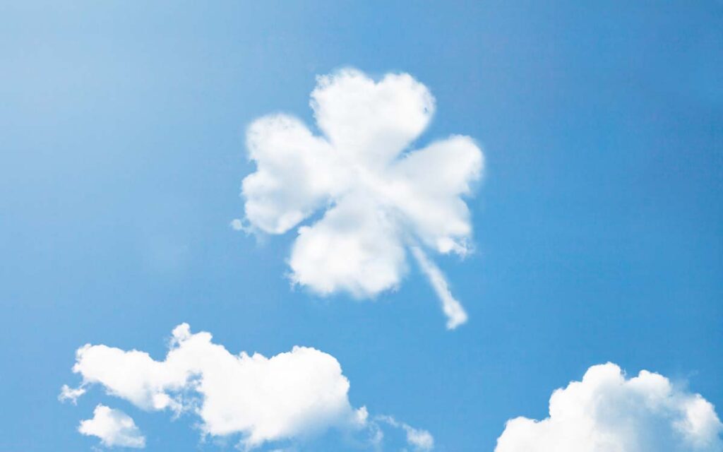 cloud looking like a lucky clover leaf